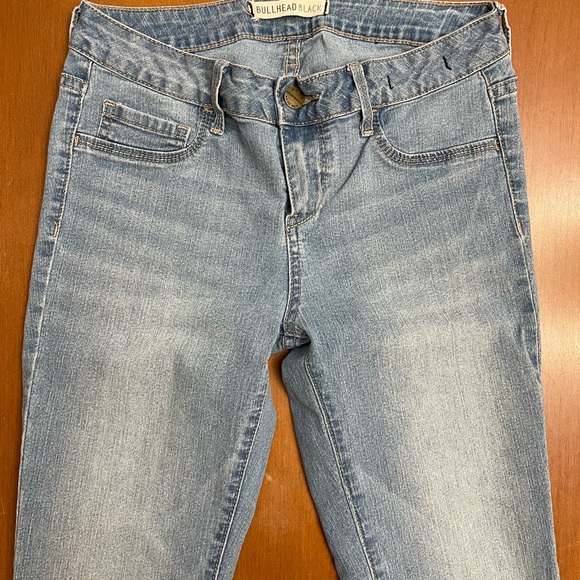 Women’s Skinny Jeans - Picture 2 of 5